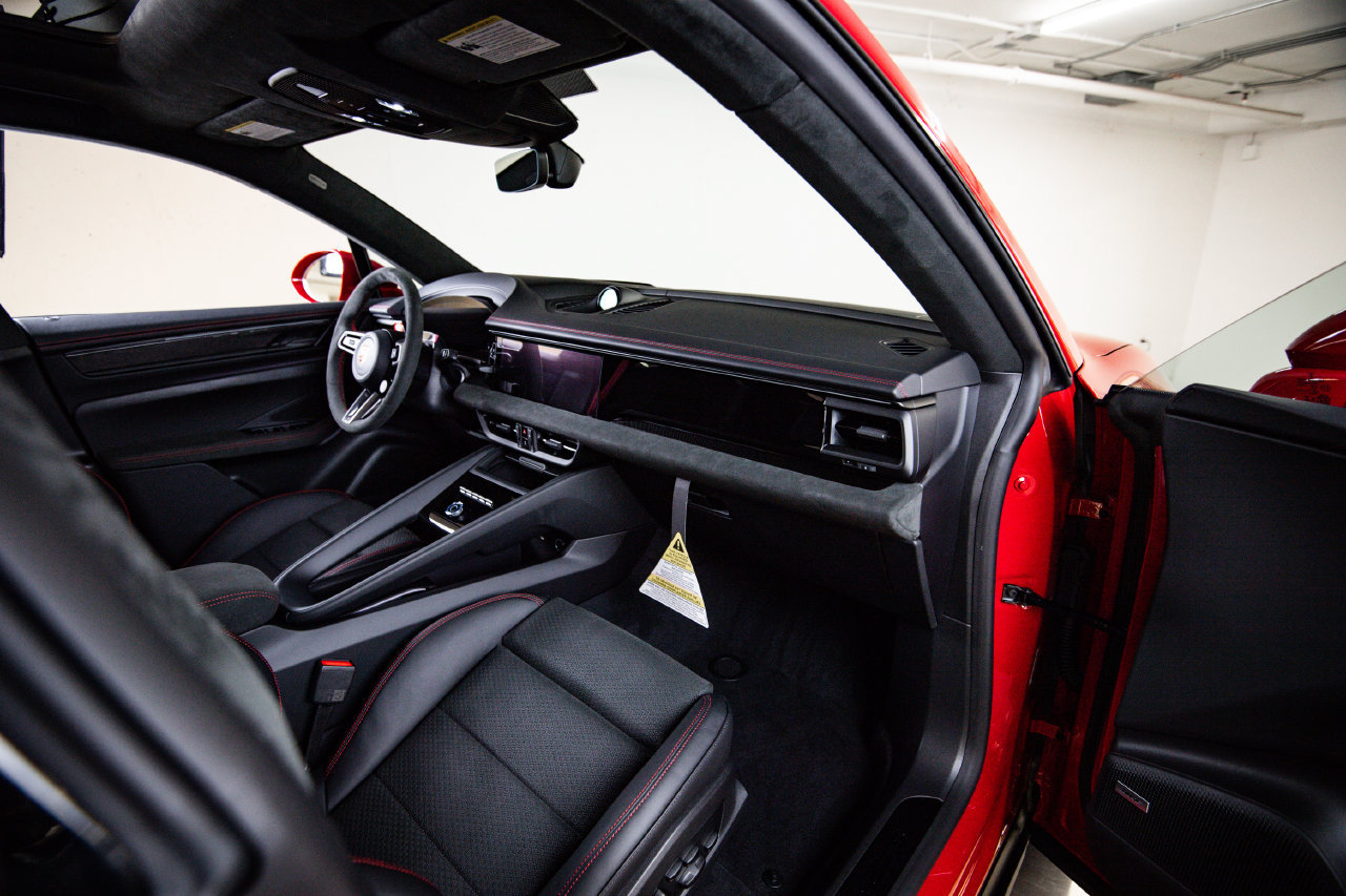 Used 2026 Porsche Macan GTS Electric AWD/4WD image 28