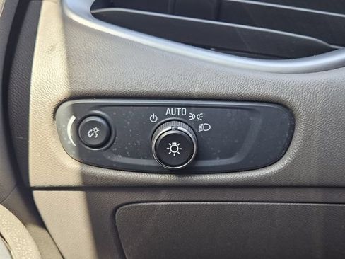 Used 2025 Chevrolet Malibu LT FWD image 22