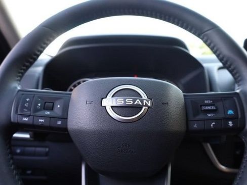 Certified 2025 Nissan Rogue SV w/ SV Premium Package FWD image 10