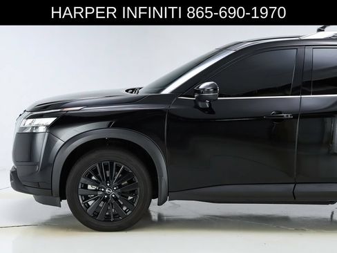 Used 2024 Nissan Pathfinder SL w/ SL Premium Package AWD/4WD image 43