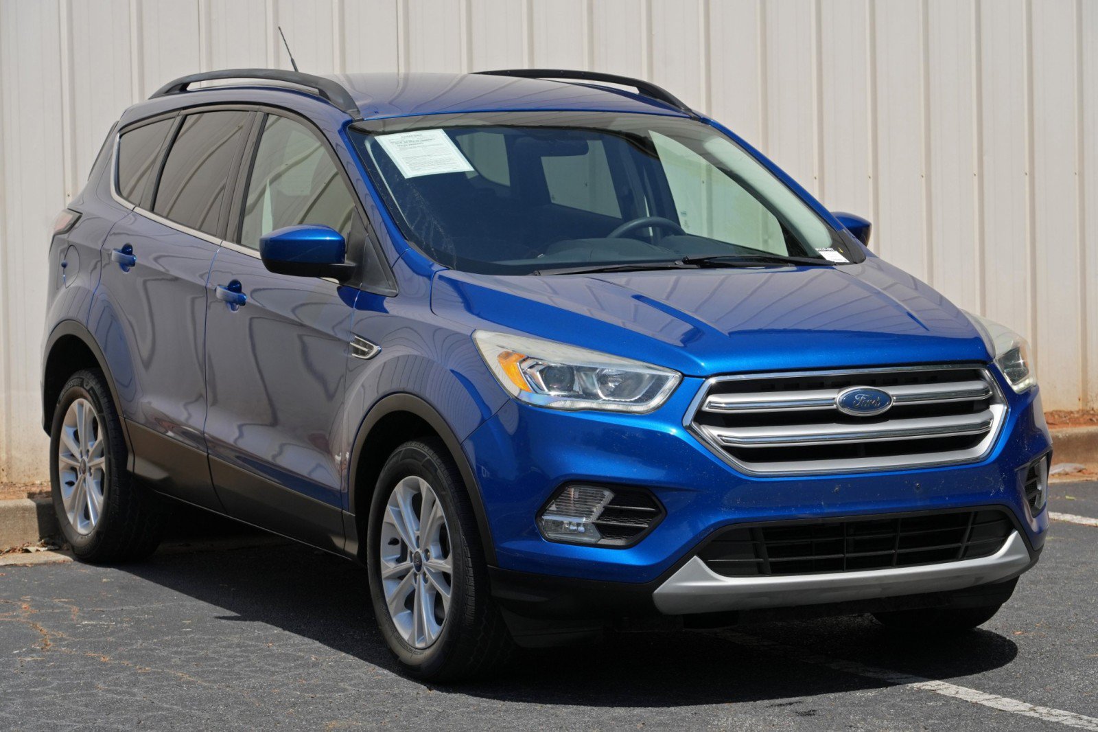 Used 2017 Ford Escape SE w/ Equipment Group 201A AWD/4WD image 44
