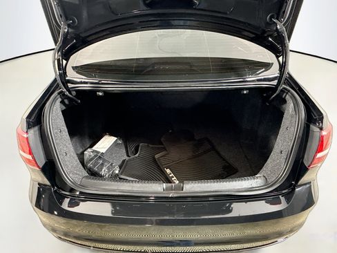 Used 2017 Volkswagen Jetta SE image 35