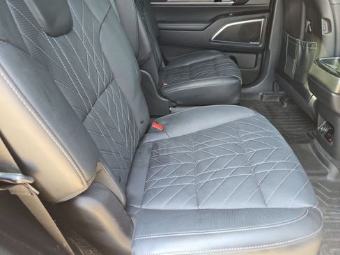 Certified 2024 Kia Telluride SX Prestige X-Line AWD/4WD image 19