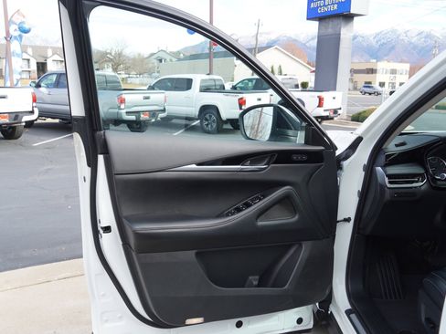 Used 2023 INFINITI QX60 Pure image 17