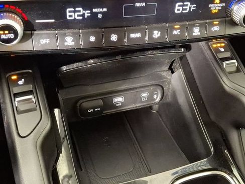 Used 2024 Kia Telluride S AWD/4WD image 25