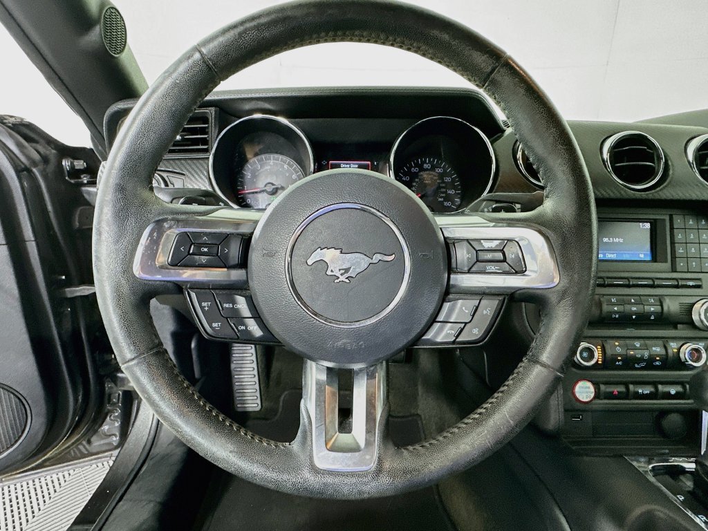 Used 2016 Ford Mustang Coupe RWD image 17