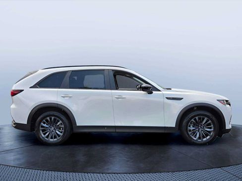 Certified 2025 MAZDA CX-70 3.3 Turbo w/ Preferred Package AWD/4WD image 7