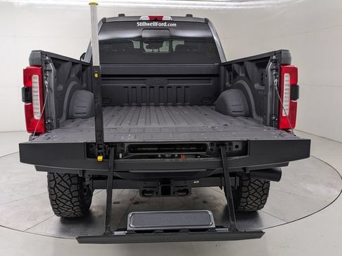 New 2026 Ford F250 Lariat w/ Black Appearance Package AWD/4WD image 8