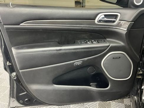 Used 2020 Jeep Grand Cherokee SRT AWD/4WD image 14