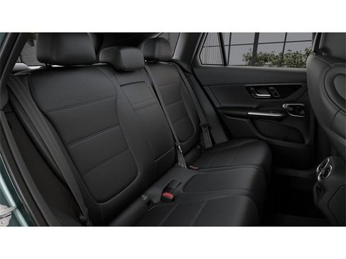 New 2026 Mercedes-Benz GLC 300 4MATIC image 5