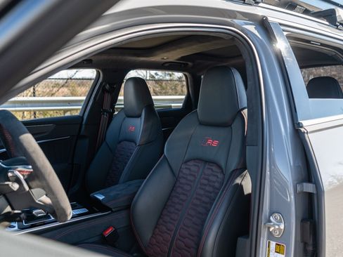 Used 2026 Audi RS 6 performance image 54