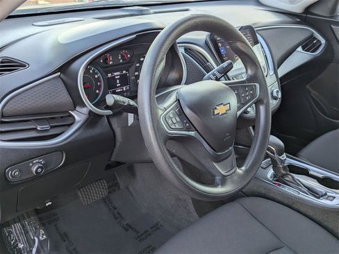 Used 2024 Chevrolet Malibu LT image 15