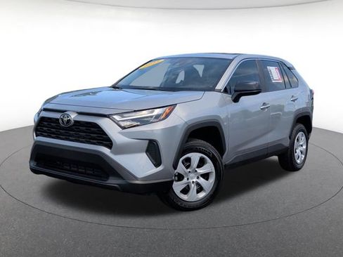 Used 2025 Toyota RAV4 LE AWD/4WD image 1
