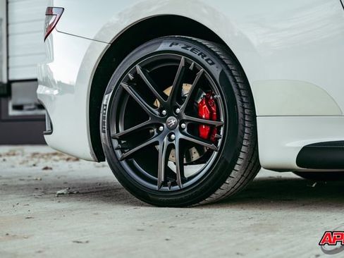 Used 2017 Maserati GranTurismo MC image 67