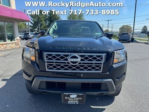 Used 2023 Nissan Frontier SV w/ Tow Package AWD/4WD image 2