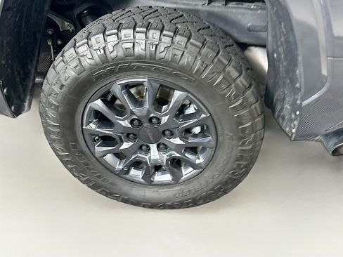 Used 2025 Toyota Tundra SR5 w/ SR5 Premium Package image 11