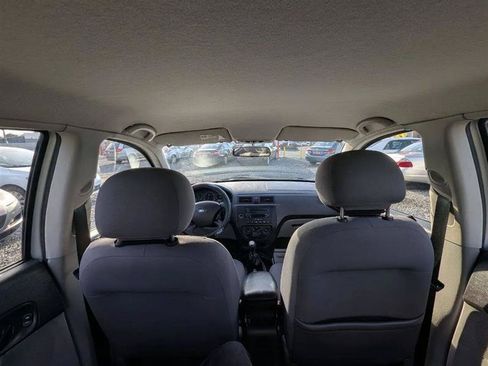 Used 2007 Ford Focus SE FWD image 14