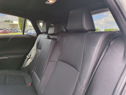 Used 2024 Toyota Venza Nightshade AWD/4WD image 31