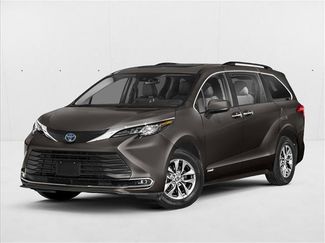 Used 2024 Toyota Sienna XLE FWD video 1