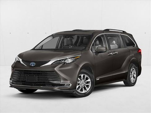 Used 2024 Toyota Sienna XLE FWD image 1