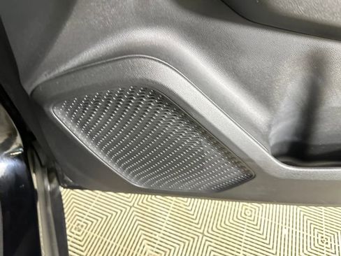 Used 2024 Chevrolet Equinox EV RS image 29