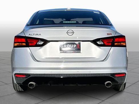 Used 2024 Nissan Altima 2.5 SR image 4