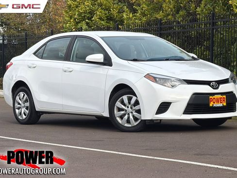 Used 2014 Toyota Corolla LE image 1