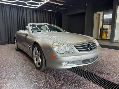 Used 2005 Mercedes-Benz SL 500 image 14