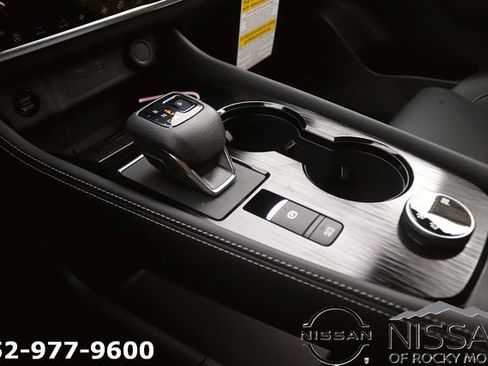 New 2026 Nissan Rogue Platinum w/ Platinum Premium Package AWD/4WD image 20
