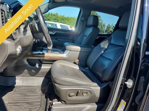 Used 2022 GMC Sierra 1500 Elevation w/ Elevation Premium Package AWD/4WD image 8