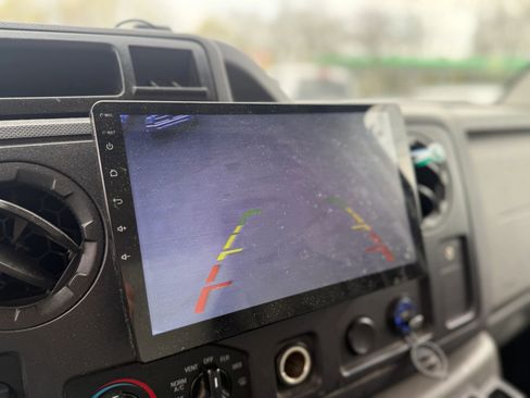 Used 2012 Ford E-350 and Econoline 350 Super Duty image 27