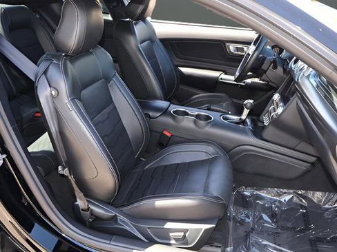 Used 2022 Ford Mustang GT Premium w/ GT Performance Package RWD image 21