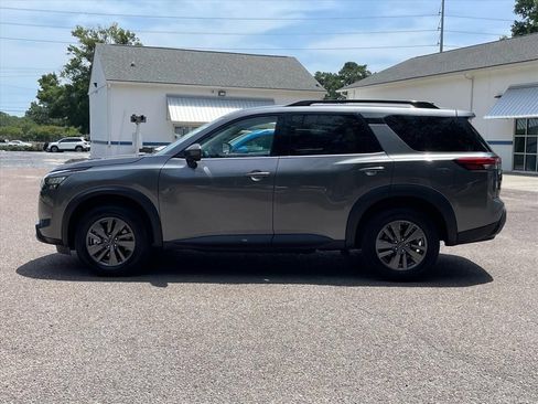 Used 2025 Nissan Pathfinder SV FWD image 25