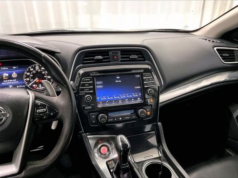 Used 2016 Nissan Maxima SR FWD image 18