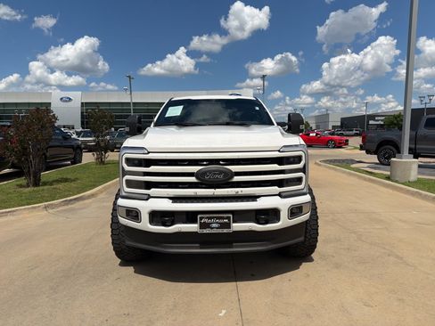Used 2023 Ford F250 Platinum AWD/4WD image 8