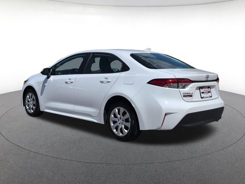 Used 2026 Toyota Corolla LE FWD image 4
