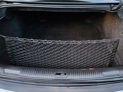 Used 2010 Cadillac CTS Premium image 19