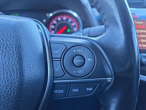 Used 2019 Toyota Camry XSE image 26