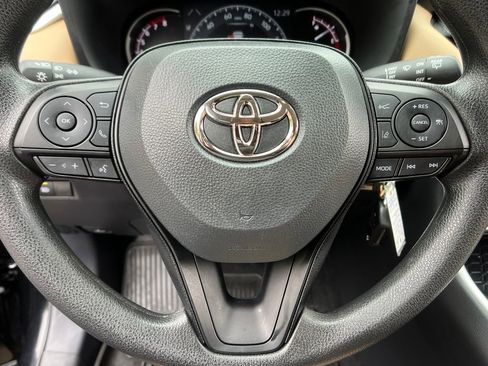 Used 2025 Toyota RAV4 LE image 14