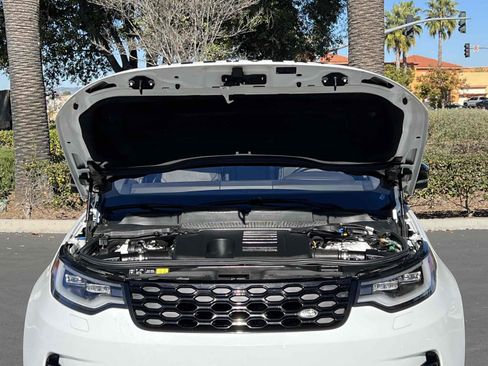 Used 2021 Land Rover Discovery S R-Dynamic image 23