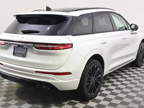 New 2025 Lincoln Corsair Reserve w/ Jet Appearance Package image 7