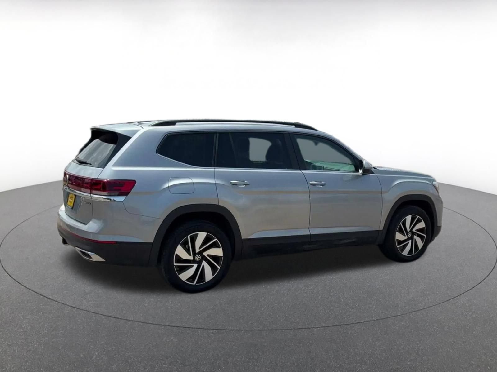 Used 2026 Volkswagen Atlas SE AWD/4WD image 13