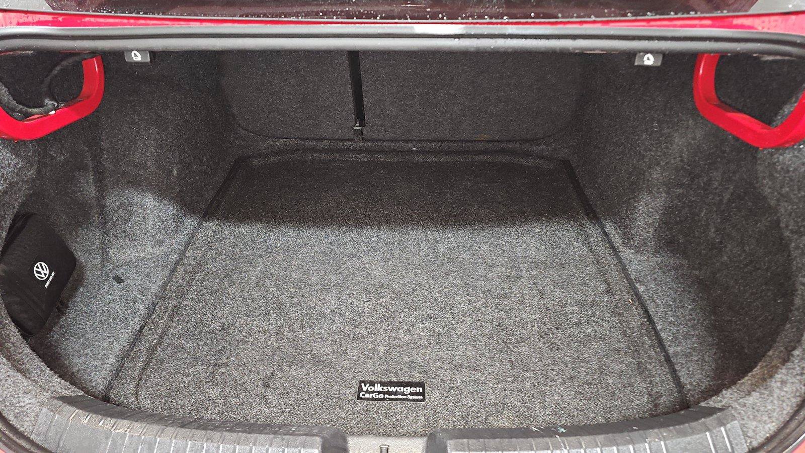 Used 2021 Volkswagen Jetta R-Line w/ R-Line Cold Weather Package FWD image 12