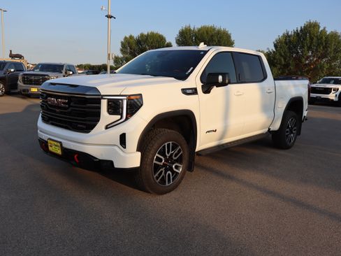 Certified 2024 GMC Sierra 1500 AT4 w/ Technology Package AWD/4WD image 3