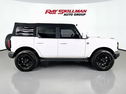 Used 2023 Ford Bronco Outer Banks image 8