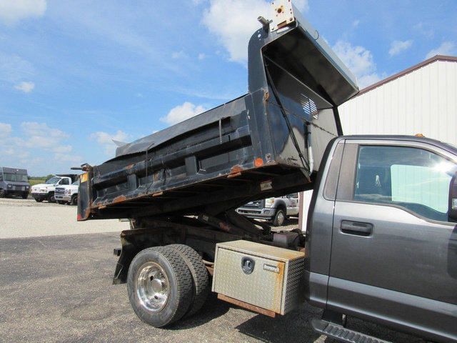 Used 2018 Ford F550 2WD Regular Cab Super Duty w/ Power Equipment Group image 39