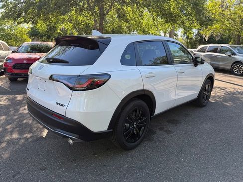 New 2026 Honda HR-V Sport image 6
