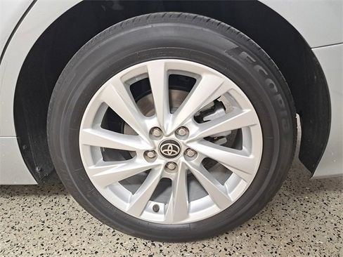 Used 2023 Toyota Camry LE image 8