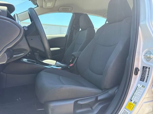 Used 2020 Toyota Corolla LE FWD image 9