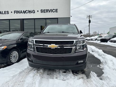 Used 2015 Chevrolet Tahoe LT w/ Luxury Package image 2